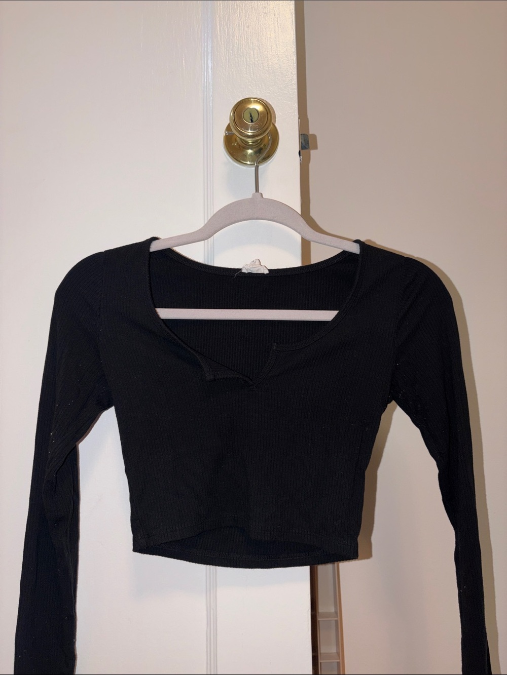 Black Long Sleeve Crop Top